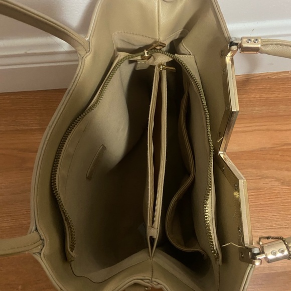 Hand Bag - Picture 3 of 3